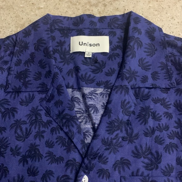 NWOT CREATE UNISON Printed Short Sleeve Camp Shirt Size Small - Picture 3 of 6